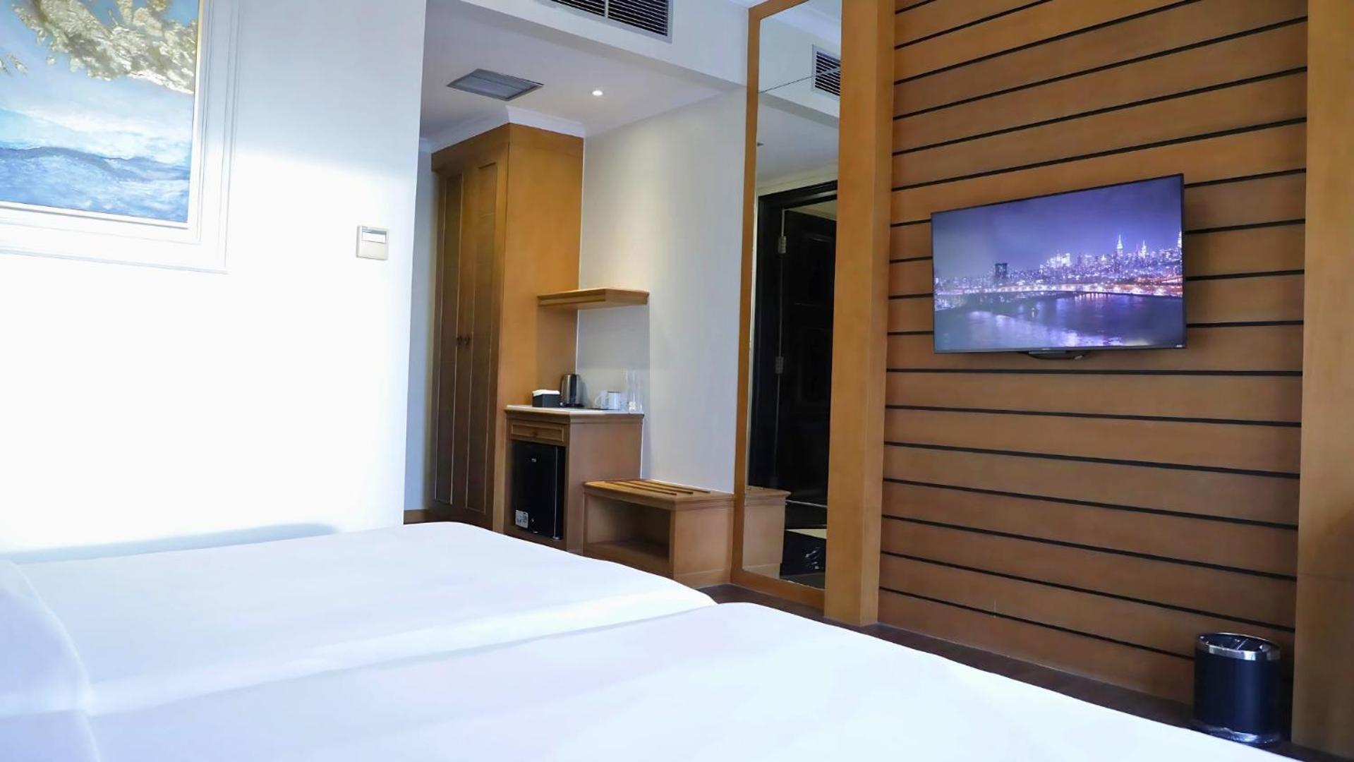 The Grantage & Sky Lounge 3*
